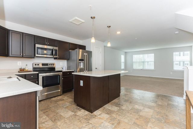 300 CARBINE ST, Taneytown, MD 21787