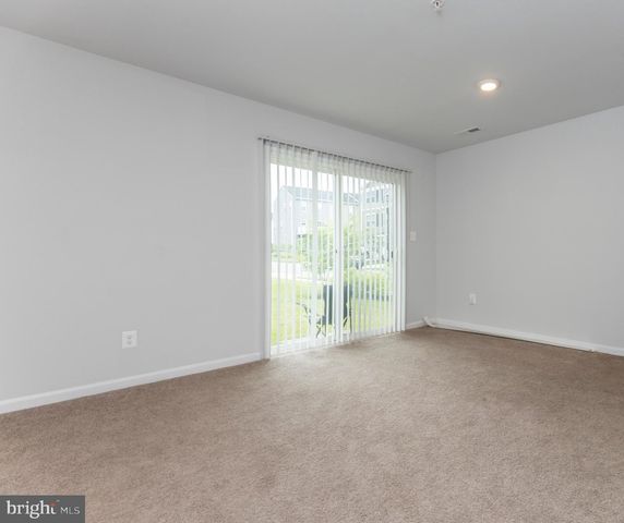 300 CARBINE ST, Taneytown, MD 21787