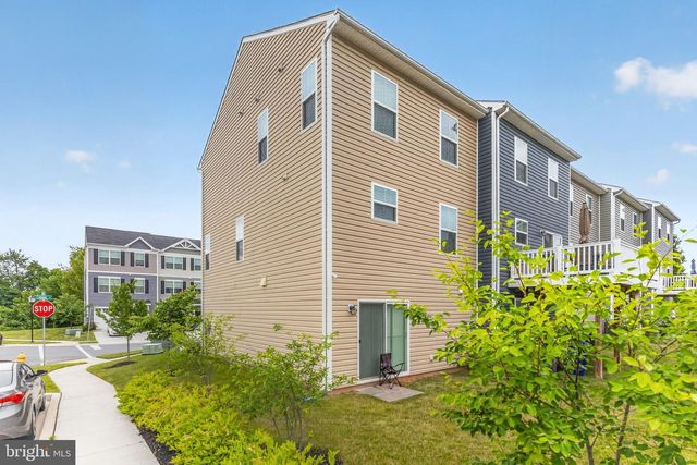 300 CARBINE ST, Taneytown, MD 21787