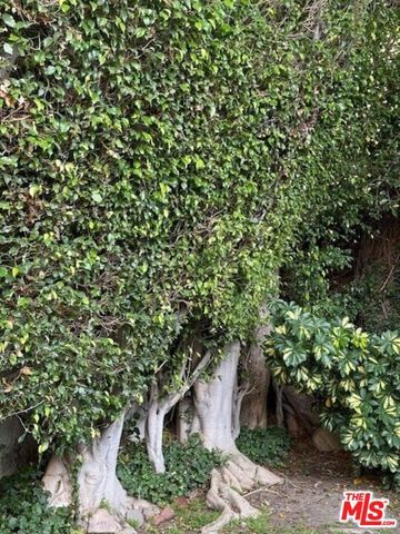 168 N Wetherly Drive, Beverly Hills, CA 90211