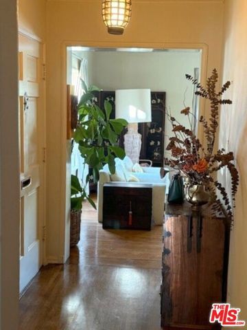 168 N Wetherly Drive, Beverly Hills, CA 90211