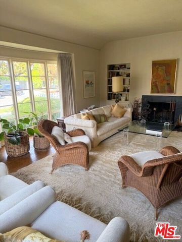 168 N Wetherly Drive, Beverly Hills, CA 90211