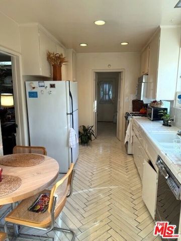 168 N Wetherly Drive, Beverly Hills, CA 90211