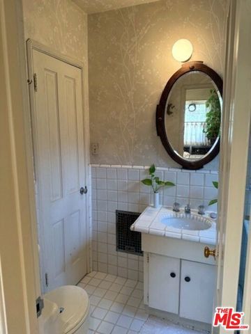 168 N Wetherly Drive, Beverly Hills, CA 90211