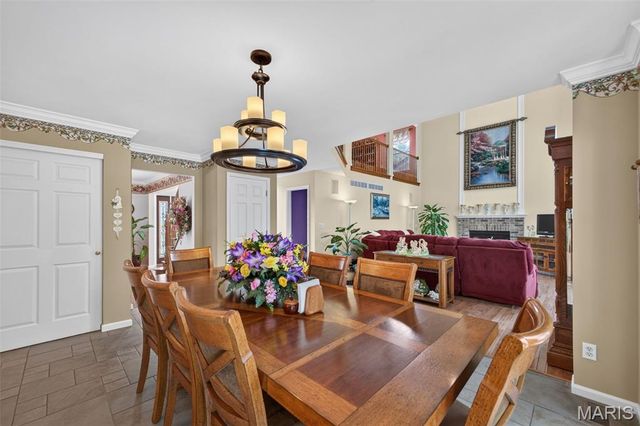 3149 Crystal Lake Drive, St Louis, MO 63129