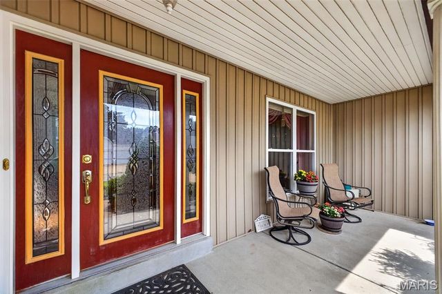 3149 Crystal Lake Drive, St Louis, MO 63129