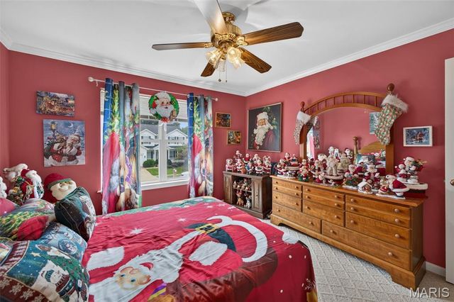 3149 Crystal Lake Drive, St Louis, MO 63129