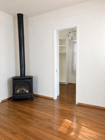 3827 Madison, San Diego, CA 92116