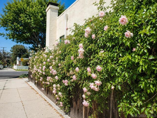 3827 Madison, San Diego, CA 92116