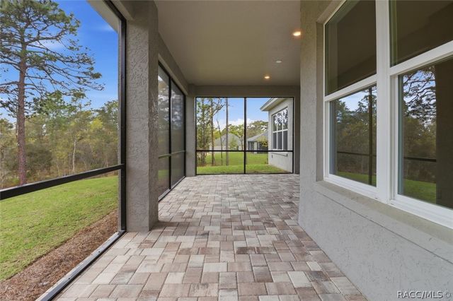 2960 W Pine Ridge Boulevard, Beverly Hills, FL 34465