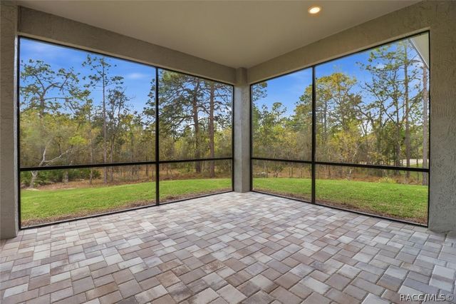 2960 W Pine Ridge Boulevard, Beverly Hills, FL 34465