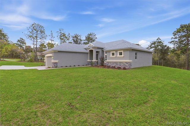 2960 W Pine Ridge Boulevard, Beverly Hills, FL 34465