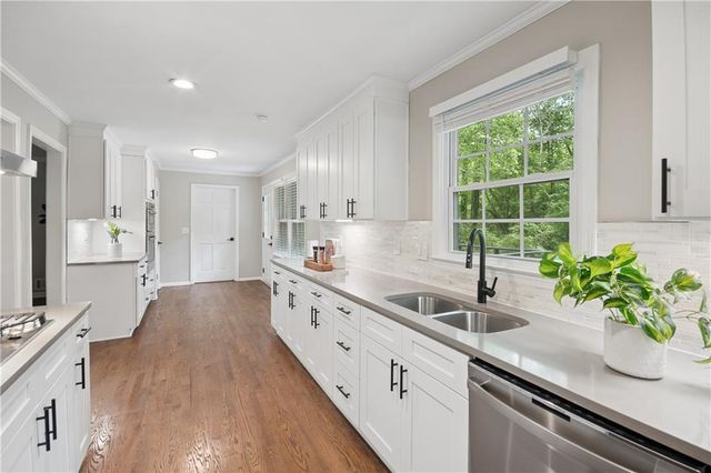 2772 Dunnington Circle, Atlanta, GA 30341
