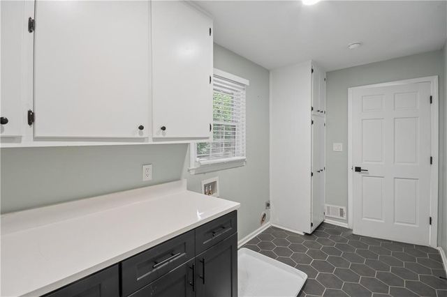 2772 Dunnington Circle, Atlanta, GA 30341