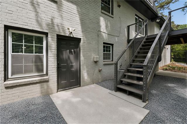 2772 Dunnington Circle, Atlanta, GA 30341