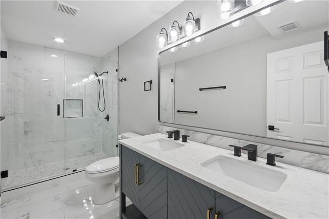 2772 Dunnington Circle, Atlanta, GA 30341