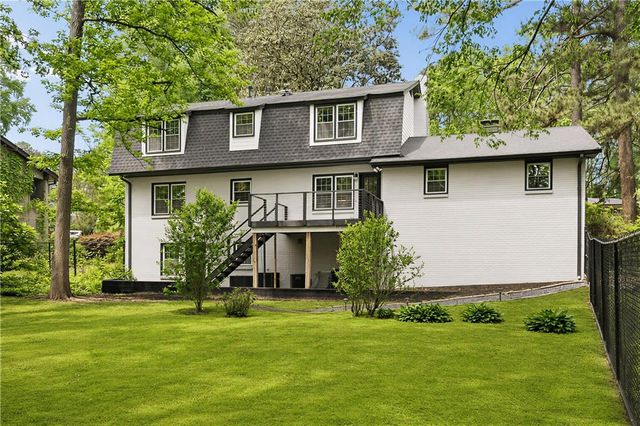 2772 Dunnington Circle, Atlanta, GA 30341