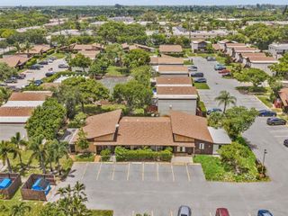 3201 NW 4th Ter 71, Pompano Beach, FL 33064