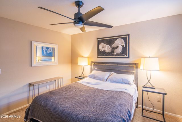 5663 W ABRAHAM Lane, Glendale, AZ 85308