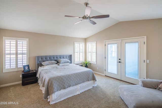 5663 W ABRAHAM Lane, Glendale, AZ 85308