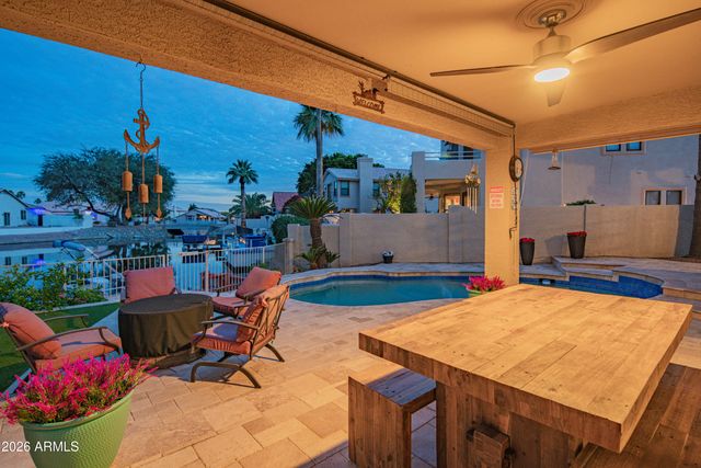 5663 W ABRAHAM Lane, Glendale, AZ 85308