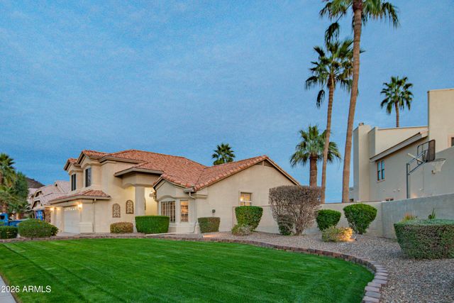 5663 W ABRAHAM Lane, Glendale, AZ 85308