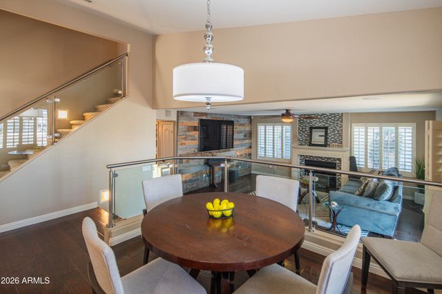 5663 W ABRAHAM Lane, Glendale, AZ 85308