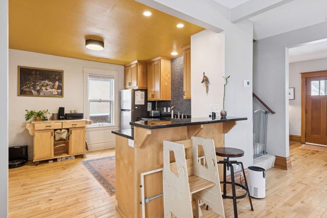 375 View Street, Saint Paul, MN 55102