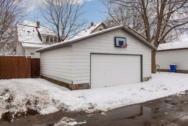 375 View Street, Saint Paul, MN 55102