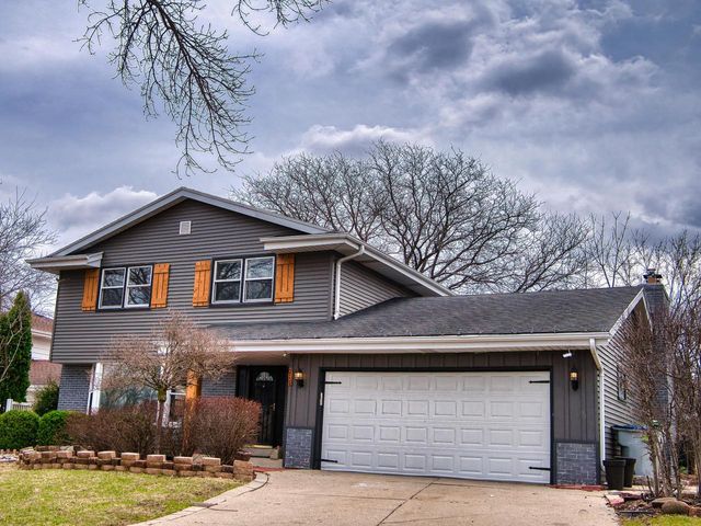 5736 S 24th STREET, Milwaukee, WI 53221