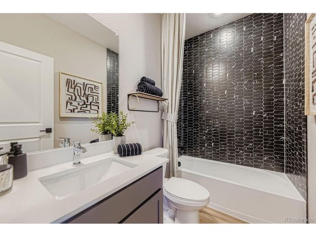 6846 Kendrick Ln, Arvada, CO 80007