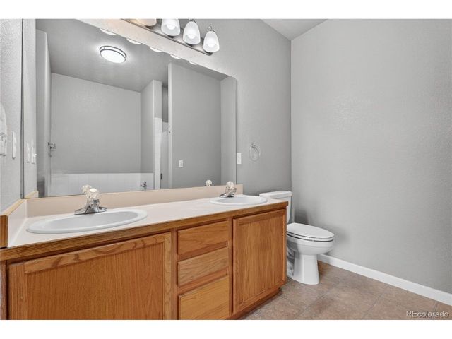 15555 E 40th Ave 52, Denver, CO 80239