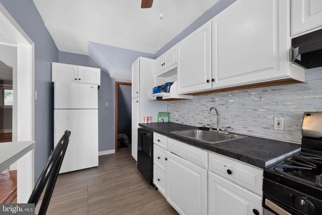 164 BLACKBURN AVE, Lansdowne, PA 19050