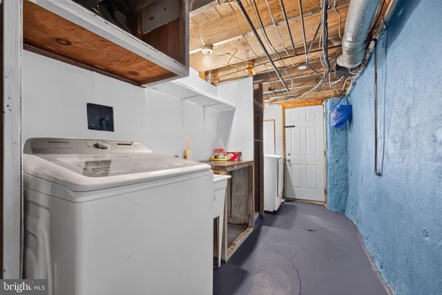 164 BLACKBURN AVE, Lansdowne, PA 19050
