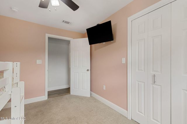 2901 Fairview Drive, Gautier, MS 39553