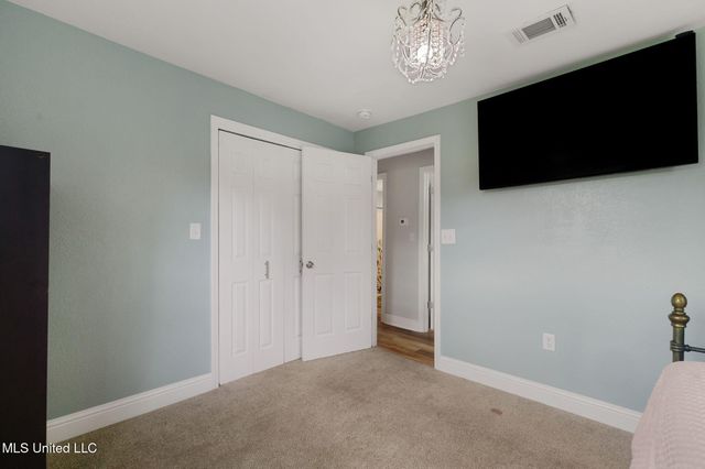 2901 Fairview Drive, Gautier, MS 39553