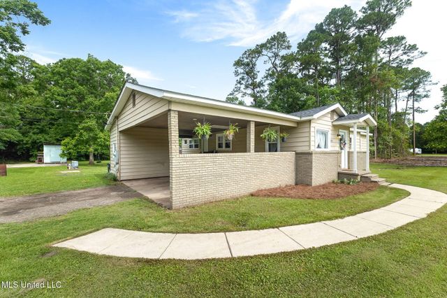 2901 Fairview Drive, Gautier, MS 39553