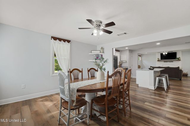 2901 Fairview Drive, Gautier, MS 39553