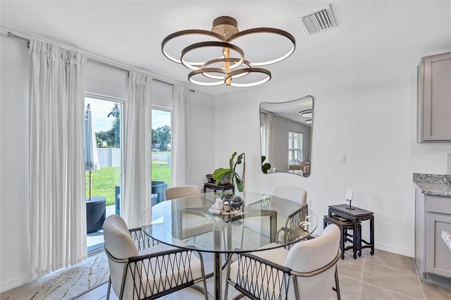 7601 ROSEWOOD GARDEN LOOP, Tampa, FL 33637