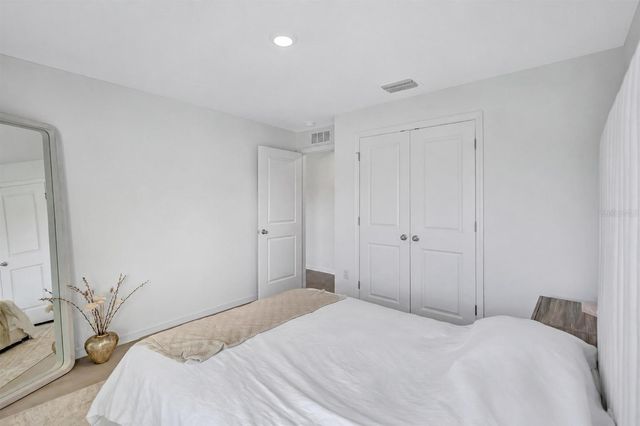7601 ROSEWOOD GARDEN LOOP, Tampa, FL 33637