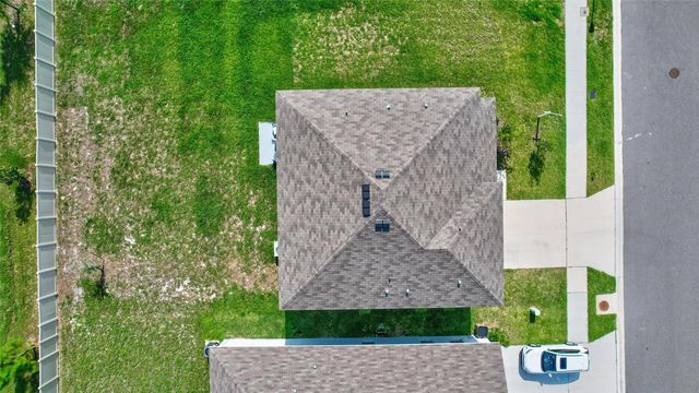 7601 ROSEWOOD GARDEN LOOP, Tampa, FL 33637
