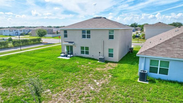 7601 ROSEWOOD GARDEN LOOP, Tampa, FL 33637