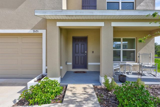 7601 ROSEWOOD GARDEN LOOP, Tampa, FL 33637