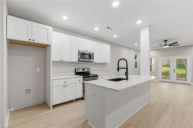 1509 NE 22nd Street, Winston-salem, NC 27105