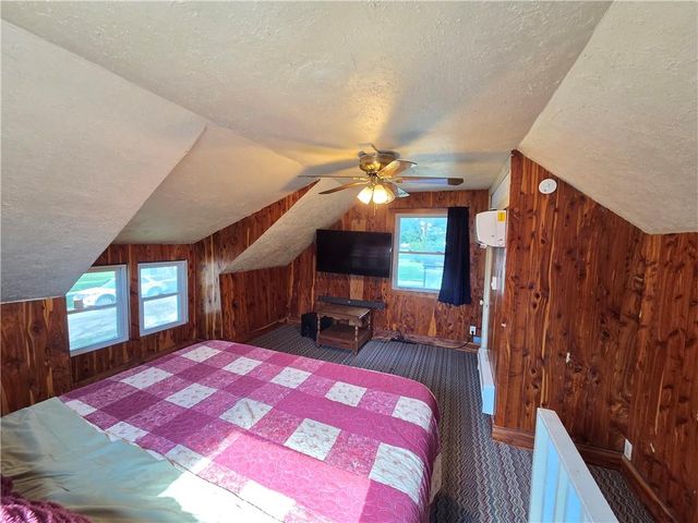 131 W 5th Street, Adrian, MO 64720