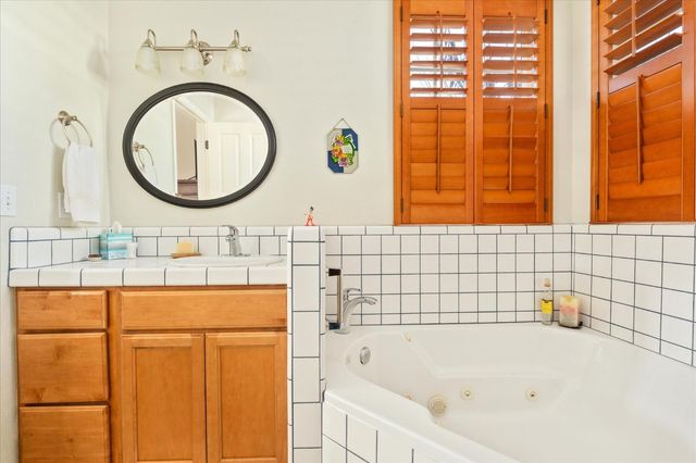 256 Fieldstone Dr, Murphys, CA 95247