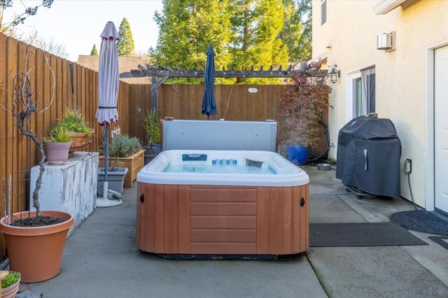 256 Fieldstone Dr, Murphys, CA 95247