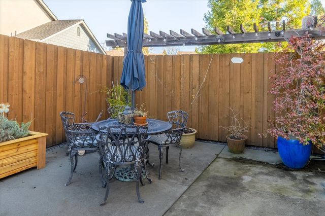 256 Fieldstone Dr, Murphys, CA 95247