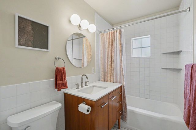 4611 Clinton Avenue, Minneapolis, MN 55419