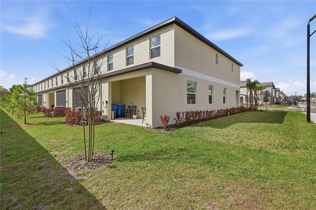 5218 MEYER BESSIE STREET, Zephyrhills, FL 33541